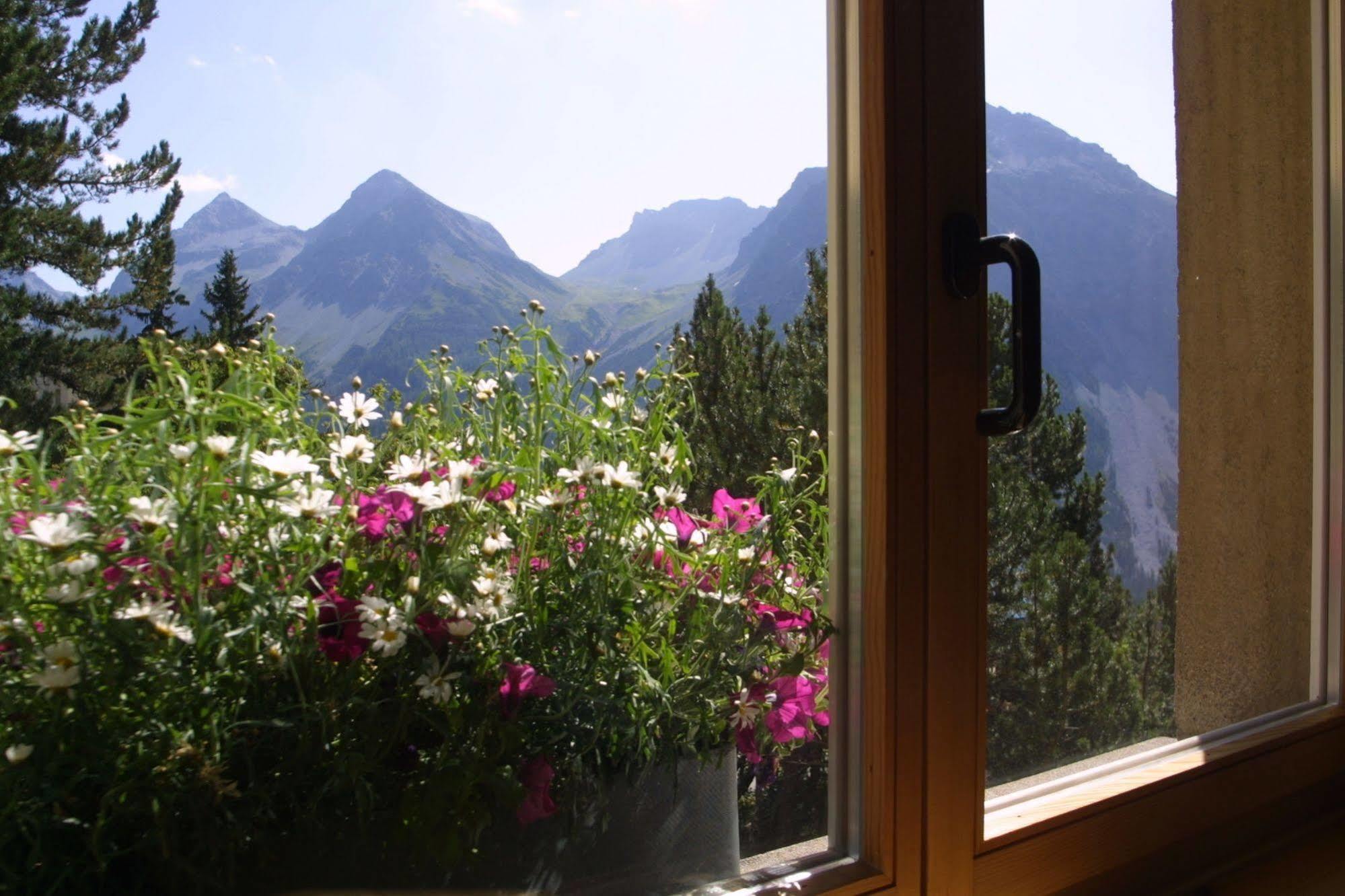 Hotel The Excelsior Ostfluegel à Arosa Extérieur photo