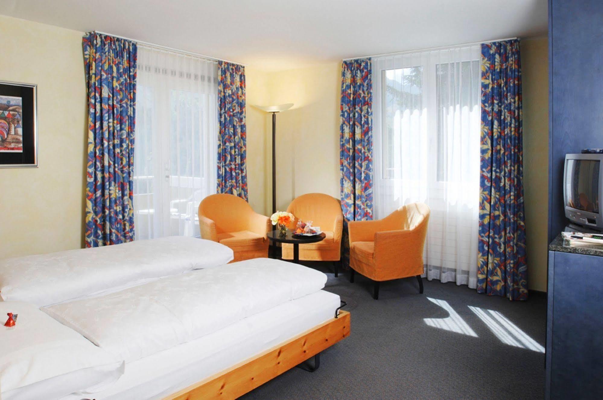 Hotel The Excelsior Ostfluegel à Arosa Extérieur photo