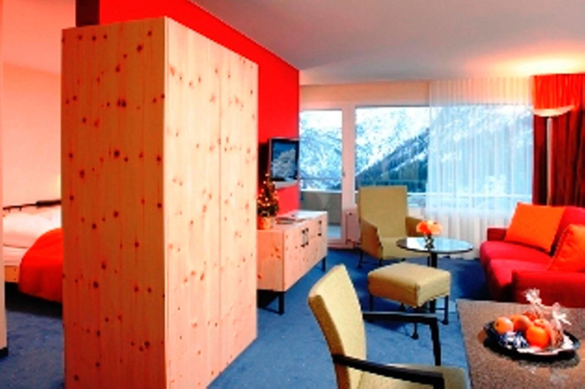Hotel The Excelsior Ostfluegel à Arosa Chambre photo